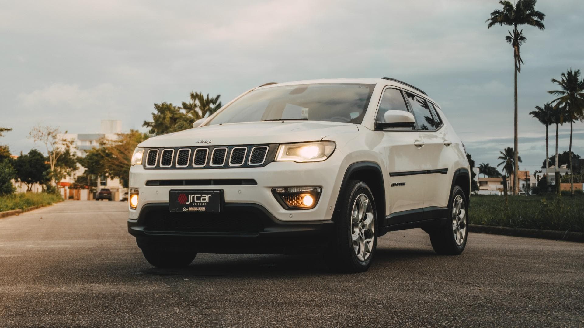 Compass Jeep Compass Longitude 2.0 4X2 Flex 16V Aut.